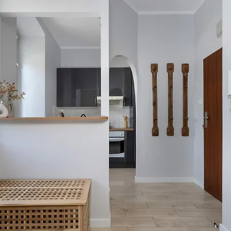 Apartment Modern Close To The Old Market Square And The Warta River By Renters Poznan